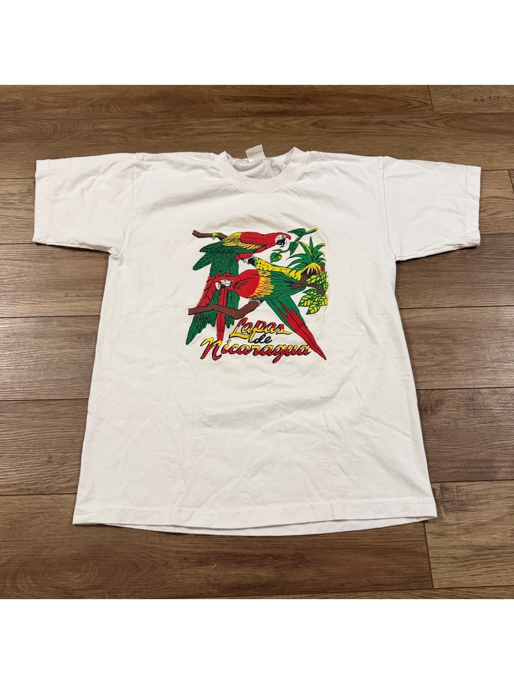 Vtg Hawaiian Tropical Lapas de Nicaragua Macaw Shirt L